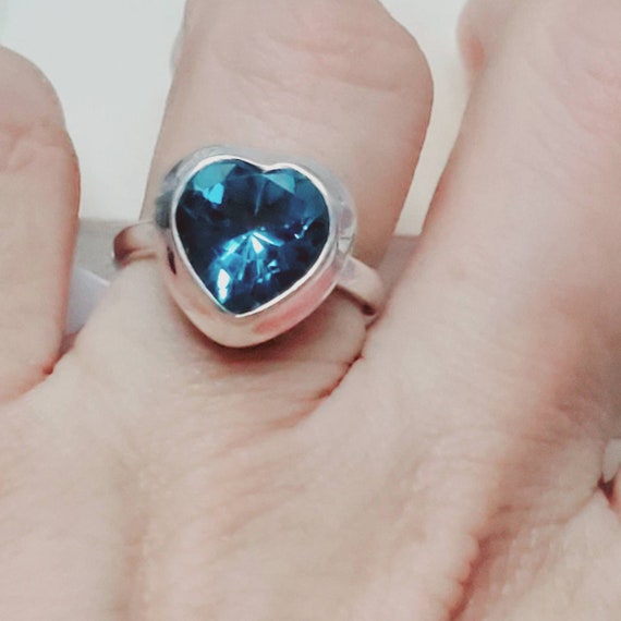 Anello Plata di Topazio Blu Svizzero, 1,294 ct