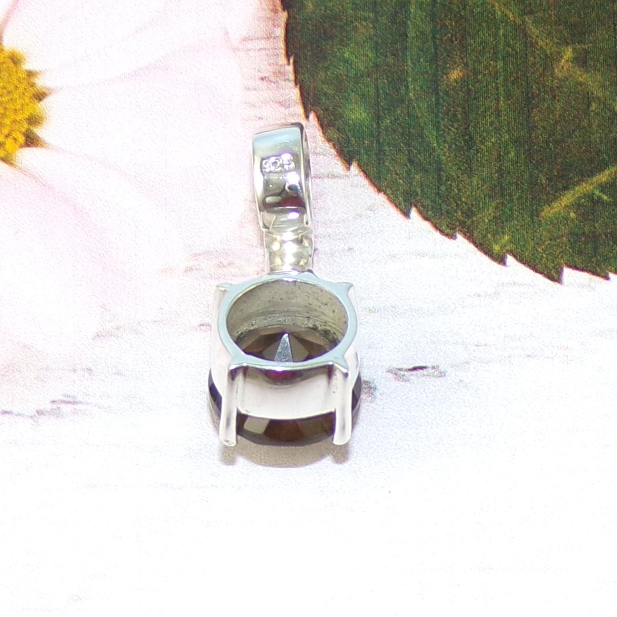 Pendentif En Quartz Fumé Facetté Et Argent 925 - Poids 22,7 G, Occasion, Forme Goutte