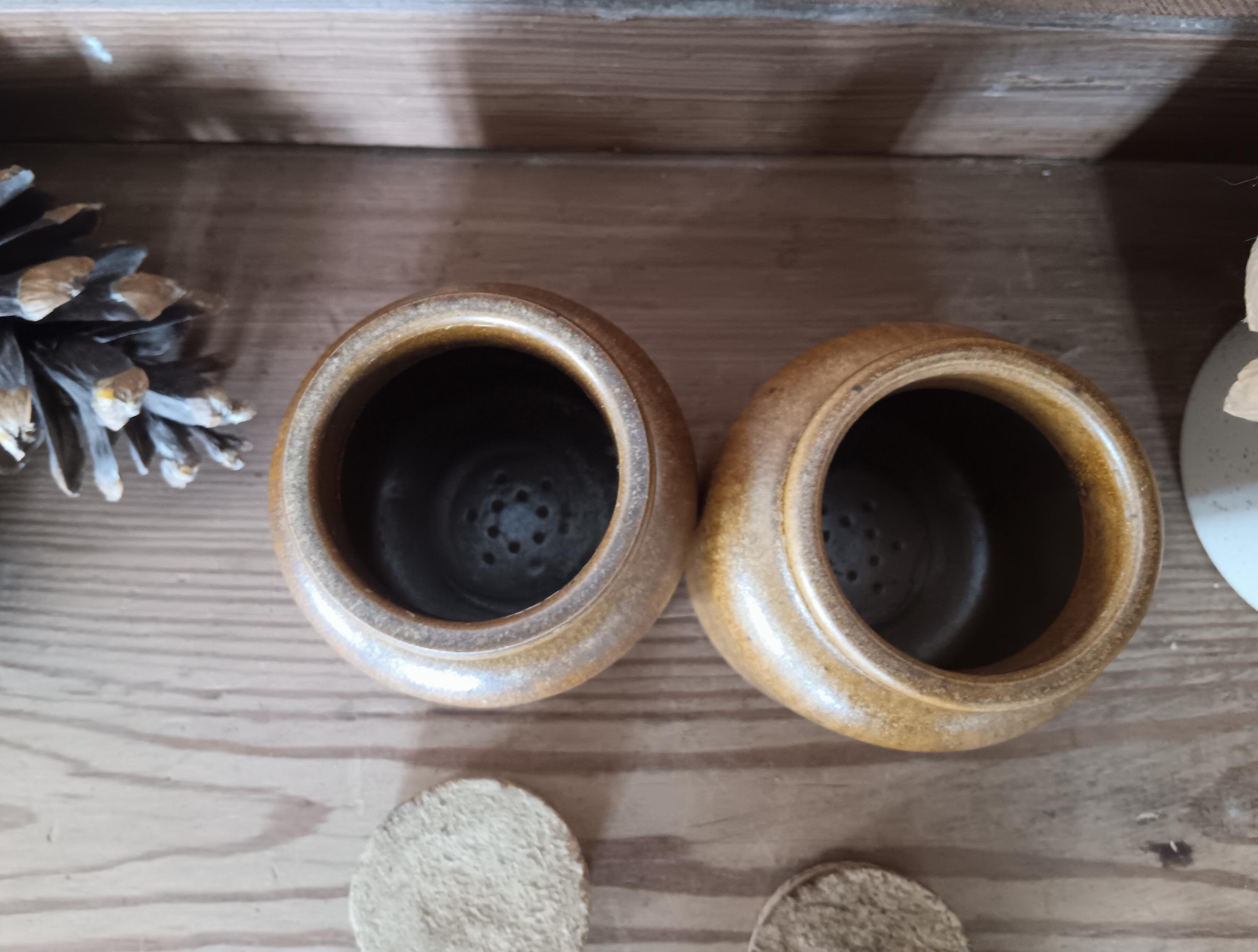 Deux Petits Pots En Grès Anciens Avec Bouchons Liège, 10,5 Cm, Déco Cuisine Vintage