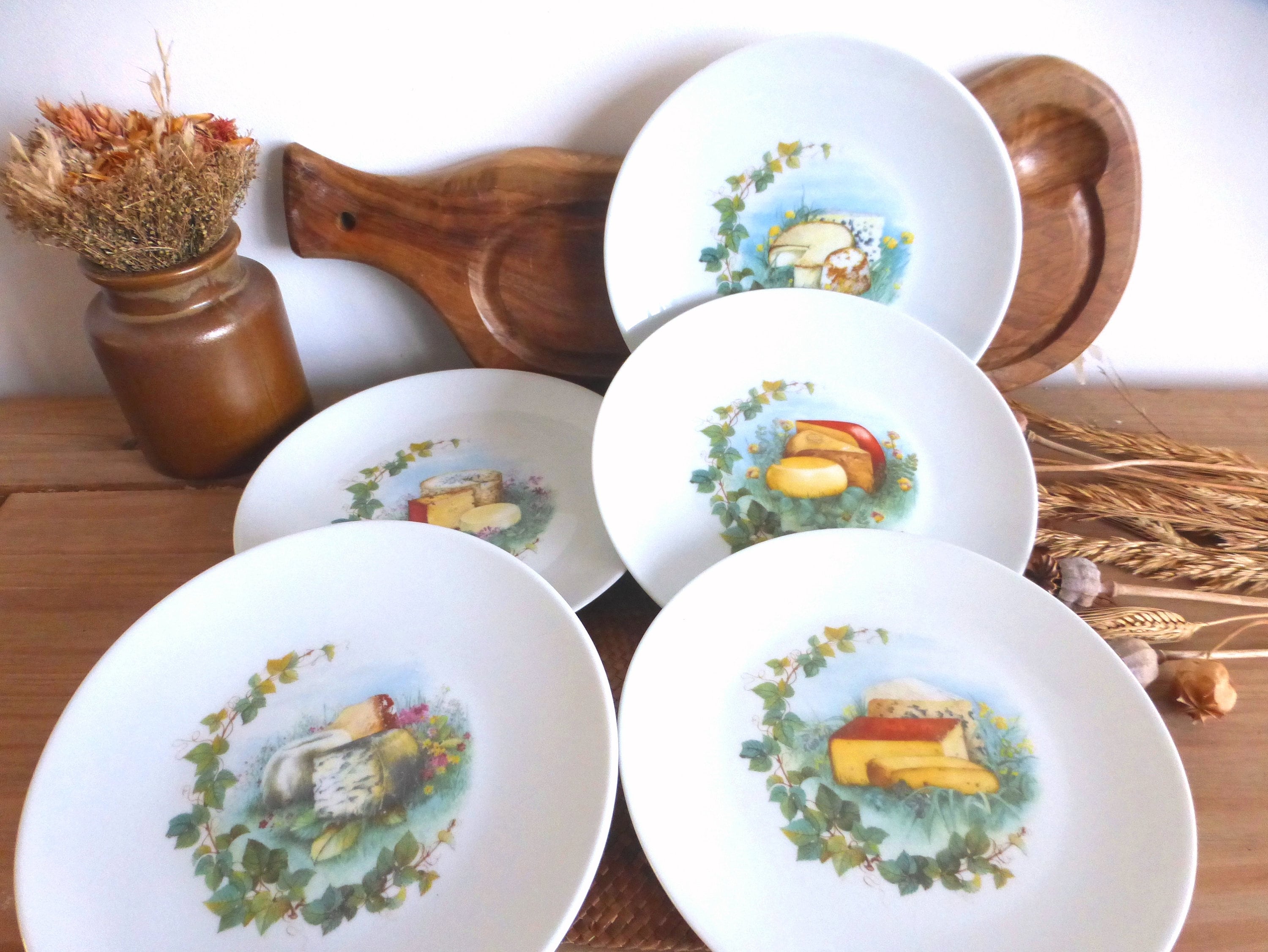 Délicieuses Assiettes de Fromage en Porcelaine Limoges Vintage Français