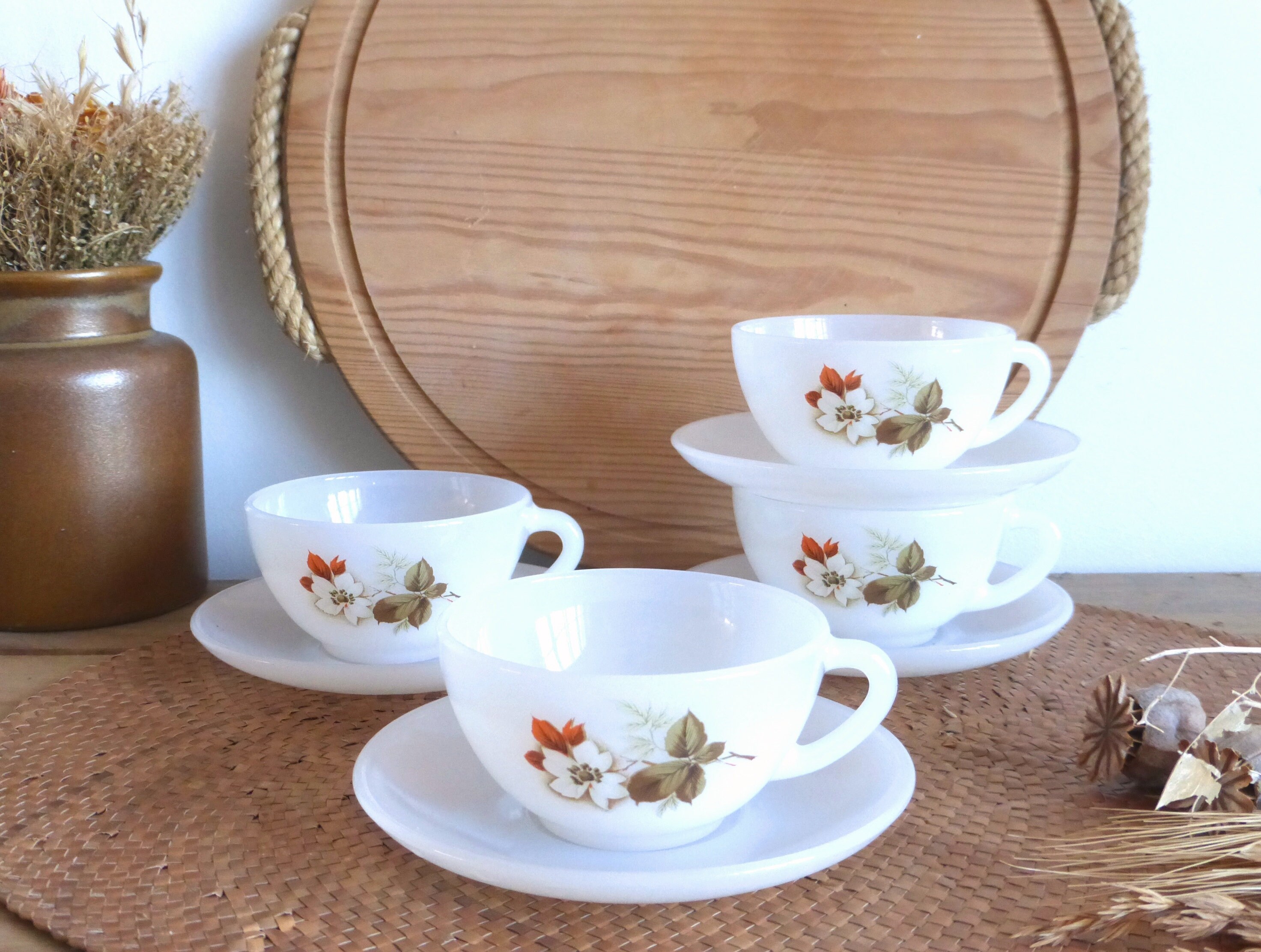 Quatre Jolis Français Café Demi-Tasse en Verre de Lait Arcopal Vintage/Tasses à Thé avec Des Fleurs 