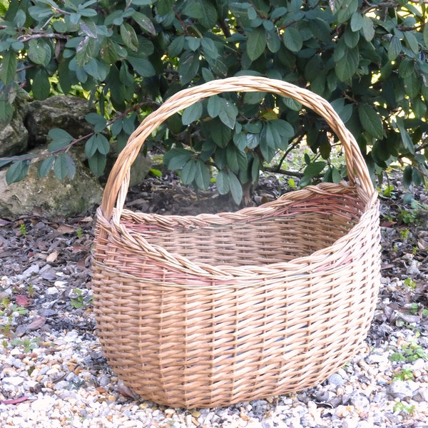 Lovely French vintage hand woven wicker willow market shopping / gathering basket – rustic farmhouse