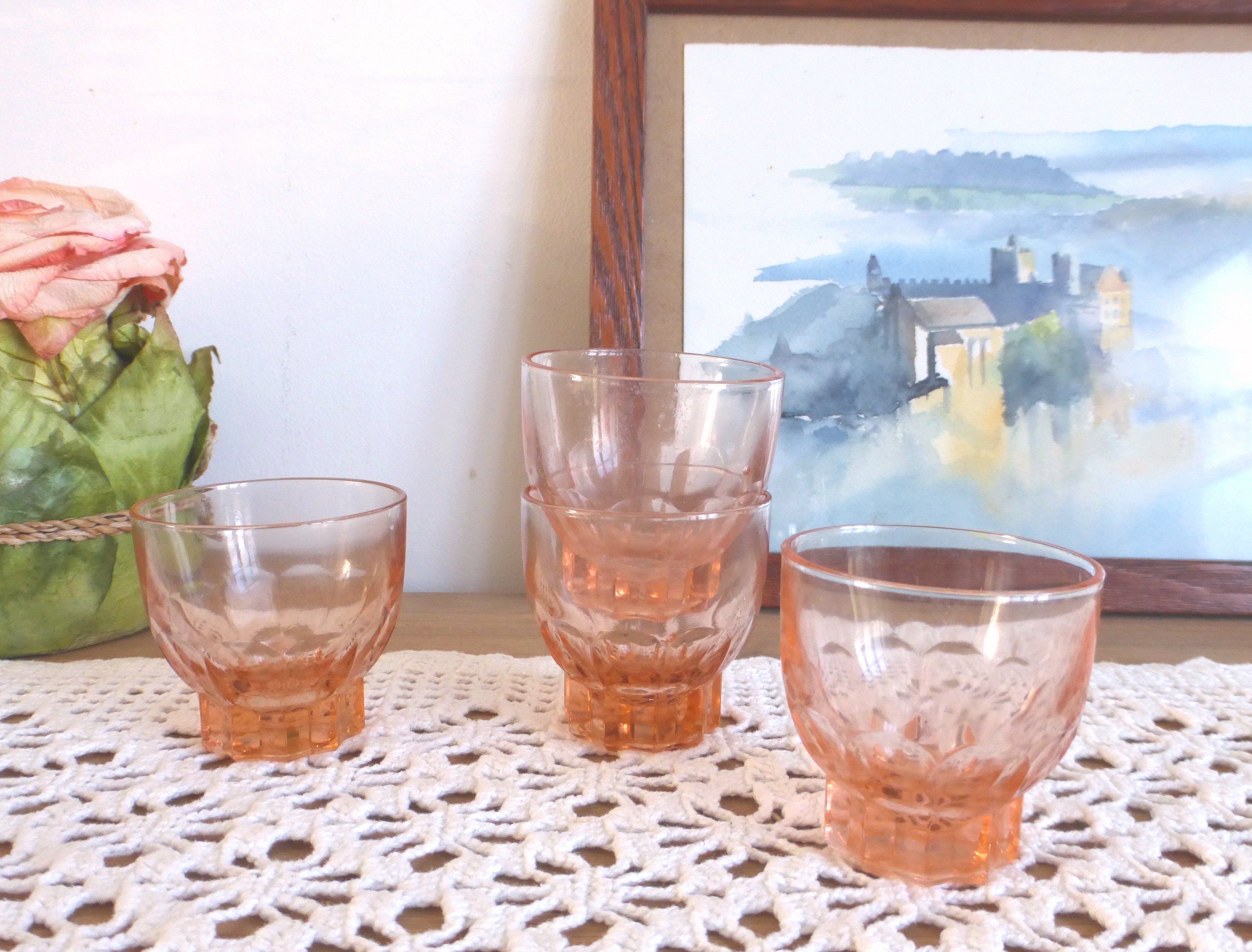 Apéritif Élégant Français Vintage Saumon Rose Dépression, Digestif ou Petits Verres à Vin - Rétro Mi