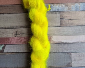 AMOyarn handdyed yarn fluff - Highlighter yellow kid mohair / silk