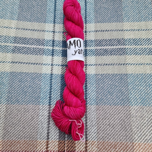 50g 4ply sock Hand dyed yarn -  Summer Poppy