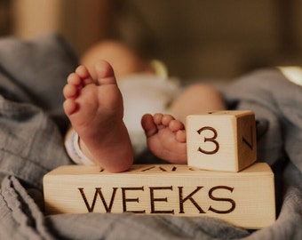 Wood Blocks Milestones, Baby Monthly Milestone Blocks, Wooden Blocks Baby Milestones, Days, months, weeks and years, Handmade.