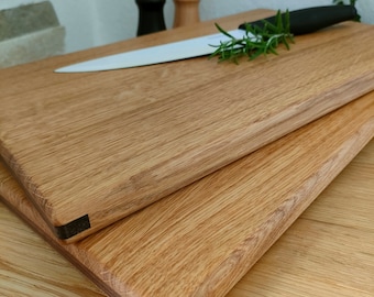 Solid wood cutting board made of oak with foreign spring made of walnut, oak wood cutting board, cutting board, chopping block