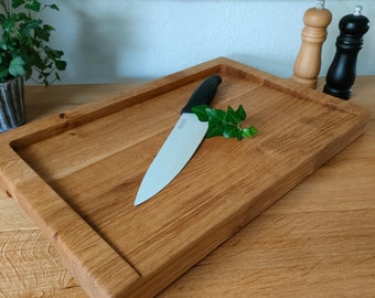 Cutting board made of solid oak, cutting board with slanted juice groove, solid wood cutting board