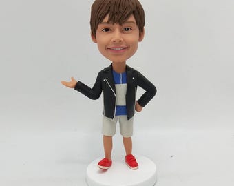 Bobbleheads custom, bobbleheads for kids/children/boy/child,gifts for kids,the boy wearing  red shoes