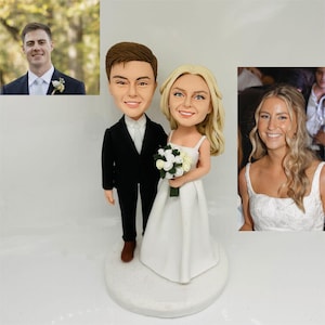 Custom Wedding Couple Bobblehead Figurine , Handmade Cake Topper with White Bouquet,Bride & Groom Custom Figurine with Floral Bouquet