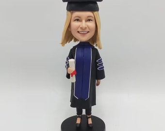 Bobblehead Personalizzato In Metallo – Laureata Femmina – Premio Squadra – CNC Group