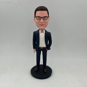 父の日のためのカスタム男性用ボブルヘッド、お父さんのためのパーソナライズされた誕生日ボブルヘッド、夫へのロマンチックな記念日の贈り物