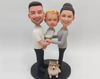 Custom Family Bobbleheads, Create My Own Family Bobblehead, Family Of Bobbleheads with dog ot cat , Custom Parents With Kids Bobbleheads