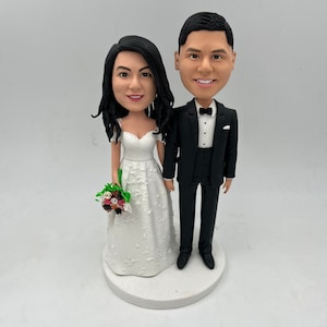 Custom Groom and Bride Bobbleheads, Fully Custom Wedding Couple Figurines Personalized Wedding Cake Toppers Figurines, Custom Wedding Statue