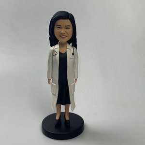 custom Female doctor bobbleheads , Birthday Gifts For Female Doctor in scrubs,  Surgeon/nurse/dentist,work for male doctor too,doctor dolls