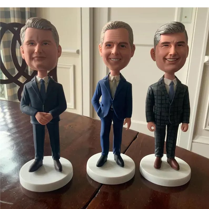 custom dentist bobblehead playing golf swinging the club, gifts for dentist,christmas presents,doctor gifts,listing price is for one person image 11