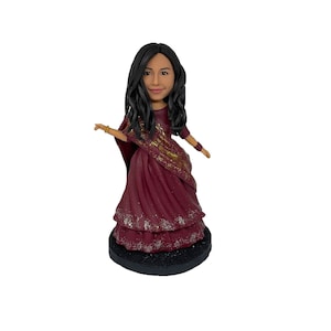 Custom female bobblehead dressing dancing attire,gifts for her,birthday gift for her,mather day&#39;s gift