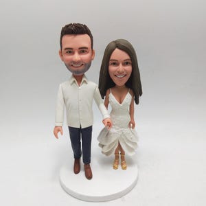Handmade Custom Bobblehead cake topper, bobblehead wedding, Custom bobble heads, Cake Toppers Wedding Figurine, wedding Gifts bride & grooms