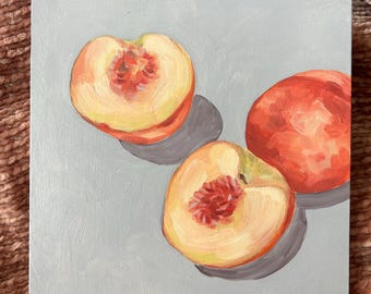 Pintura al óleo original de un melocotón de 8x8 pulgadas / Bodegón de frutas / Decoración de cocina en tonos neutros suaves