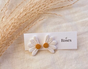 Daisy flower statement studs, handmade earrings, polymer clay earring studs, hypoallergenic jewellery