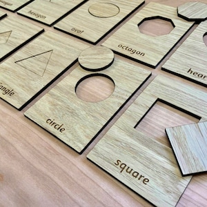 Montessori Lernplättchen - Ausgeschnittene Formen (Puzzles) Passende Aktivität Holz "Karten"