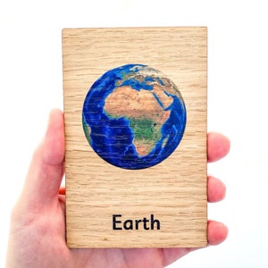 Montessori Solar System Wooden Tiles 9 Card Set (Como tarjetas de 3 partes) Tarjetas Flashcards Tarjetas Flash
