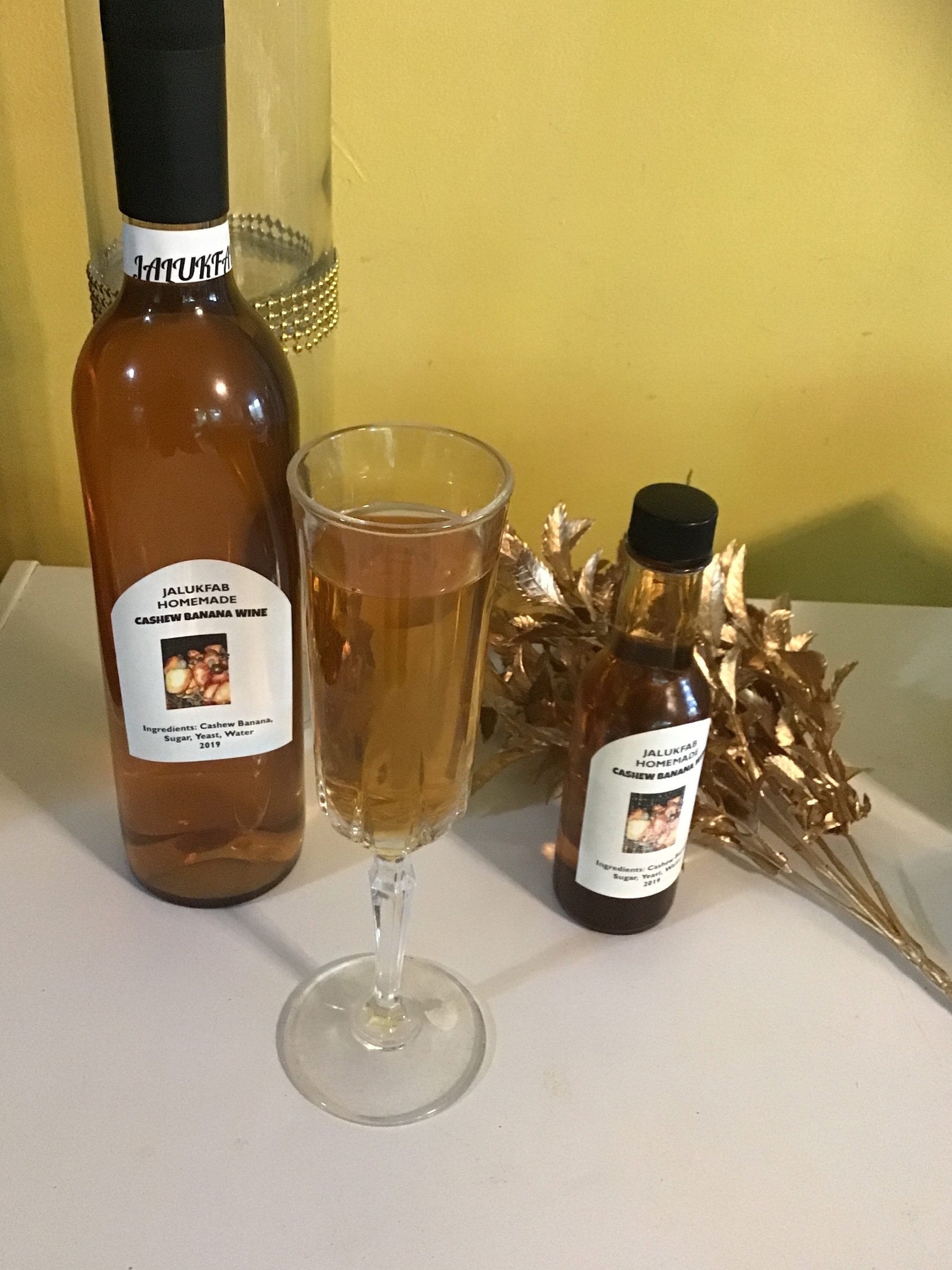 2019 Homemade Cashew Fruit Wine. Rare Wines 2 Size, 5 Oz , 24.7 Oz
