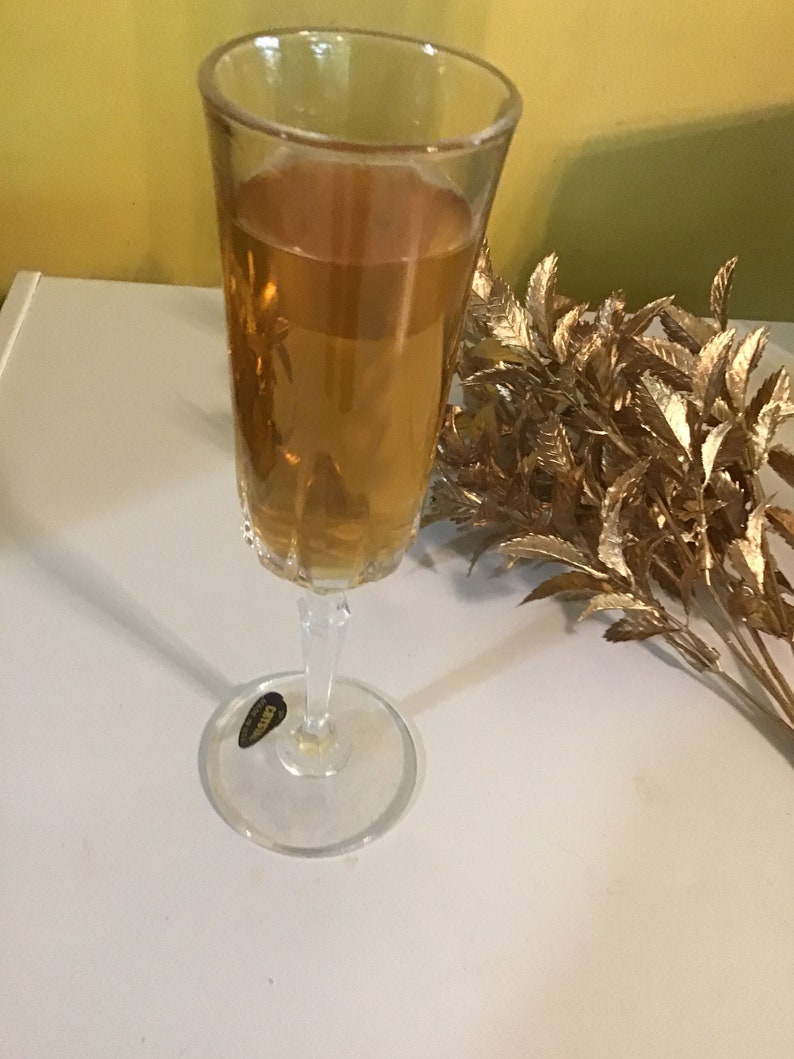 2019 Homemade Cashew Fruit Wine. Rare Wines 2 Size, 5 Oz , 24.7 Oz