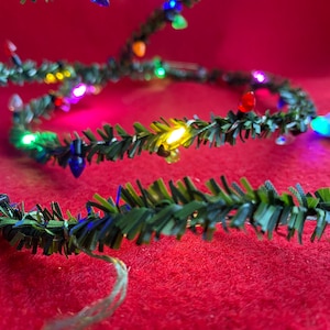 1:12 miniature dollhouse Christmas Garland Decoration with Fake Lights And Battery Lights