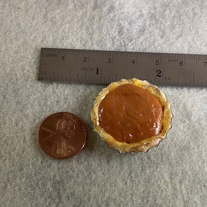 1:12 Miniature Dollhouse Whole Pumpkin Pie