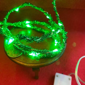 1:12 miniature dollhouse Very Thin St Patrick&#39;s  Garland Decoration with Battery Lights.  All Green Lights