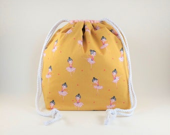 Medium drawstring project bag with inside pockets, made with cotton ballerina themed fabric, for knitting and crochet, OOAK