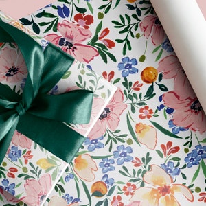 Blumige Geschenkbögen: Malerische Blüten, recycelbar (3er Pack)