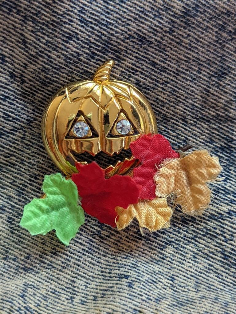 Broche Avon Halloween 1992 - Épouvantail Garçon & Fille, Samhain, Sorcière | Vintage Rétro