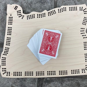 Oregon Cribbage Board - Customizable (2-6 person)