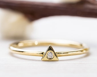 Goldring 'Triangle' mit Diamant, 585 Gelbgold, Boho, Stapelringe, solid, Verlobungsring, Promisering, Diamantring, Brillant, Diamantring