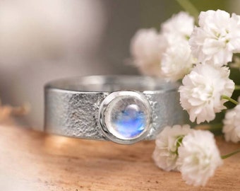 Moon Dust Ring, Moonstone, Ring