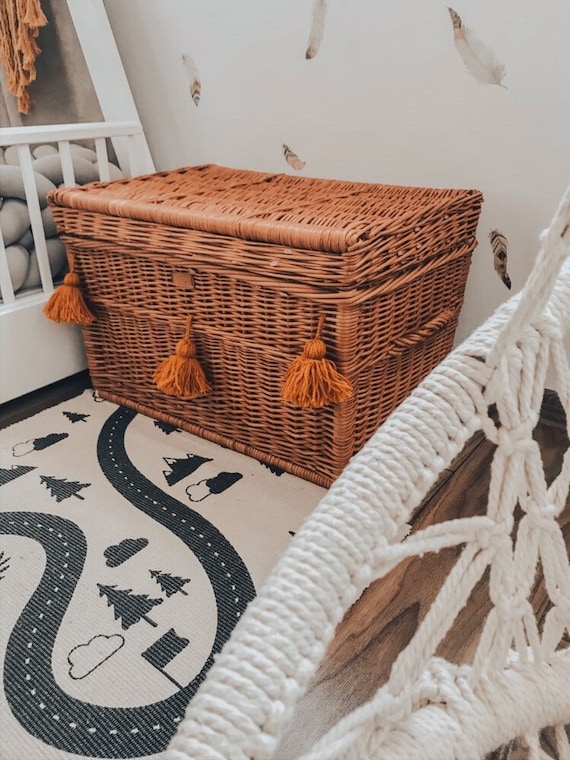 wicker toy chest with lid