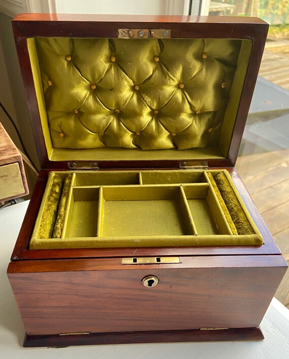 Victorian Green Tufted Silk Walnut Jewellery Box