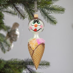 Handgefertigter Weihnachts-Schneemann aus Glas, Eistüte, handgefertigte Dekoration, Baumschmuck, Glaskugel, hergestellt in Polen