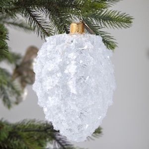 Glass Handmade Christmas Tree Pine Cone Traditional Ornament Handmade Vintage style ornament