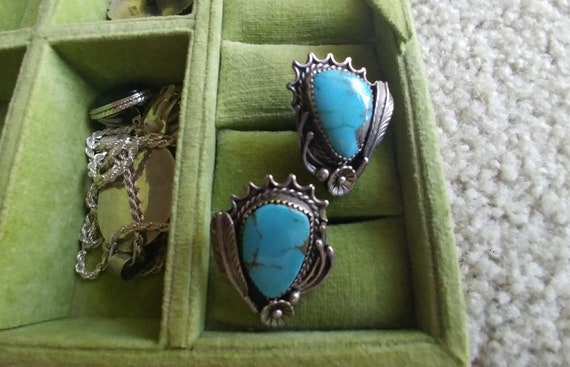 Vintage Turquoise clip earrings