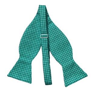 Kentuck Park | 100% Cotton | Adjustable Self Tie Bow Tie | Fits All Adult Sizes