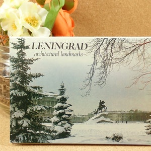 Leningrad Architectural Landmarks - Vintage Set of Postcards - Aurora Art Publishers 1984 Post Cards - Collectible Paper Ephemera