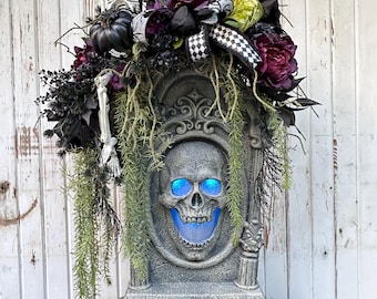 Light-Up Skull Tombstone: Spooky Halloween Decoration