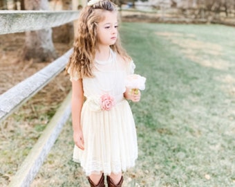 Flower girl dress,rustic flower girl,boho flower girl dress,country western dress,birthday dress,ivory flower girl dress,vintage dress