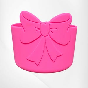 Prinzessin Bow Silikonstiefel | Passend für 30oz-40oz Becher | Passend für Becher wie Stanley, Simple Modern, Corkcicle, Frost Buddy, & mehr