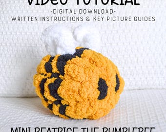 Hand Knit MINI Bee Pattern, BEGINNER Video Tutorial, Learn How to Finger Knit, Hand Knitting, Knit Bee, Hand Knit Tutorial, Tutorial, Bee