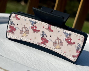 Pinza para el cabello inspirada en Mickey Mouse / Accesorio para el cabello inspirado en Fantasmic / Pinza para el cabello con diseño de vacaciones mágicas / Pinza para el cabello negra mate