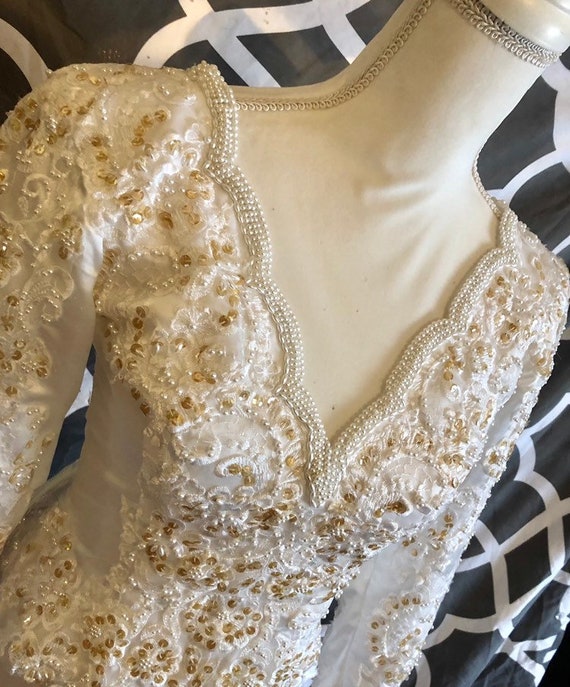 Vintage Demetrios Wedding Dress / 1990s Beaded an… - image 2